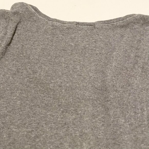 Guess Grey Long Sleeve Top Womens Size Medium Shirt - Picture 11 of 16